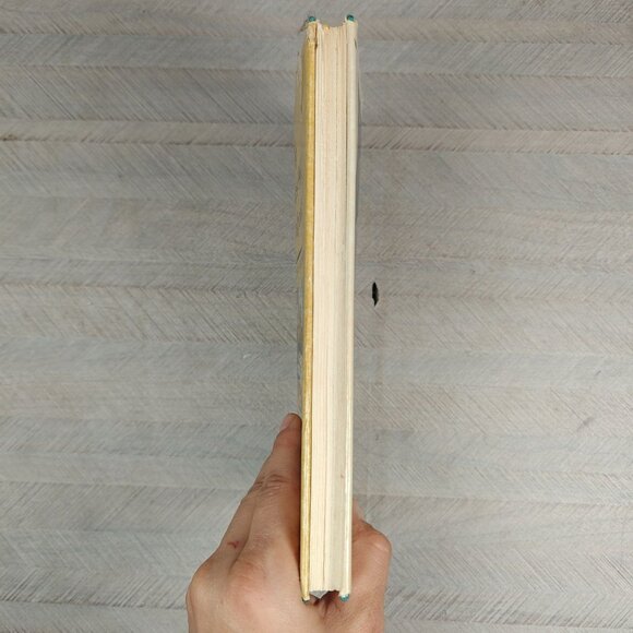 The Ladies Aid Cookbook Beatrice Vaughan Vintage Hardcover Local Ethnic Recipes - Picture 4 of 9